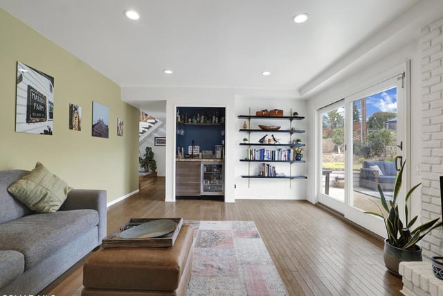 690 Valley Vista Drive, Camarillo, CA 93010 — photo 13 of 43