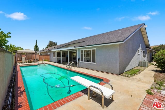 5920 Malton Avenue, Simi Valley, CA 93063 — photo 38 of 42