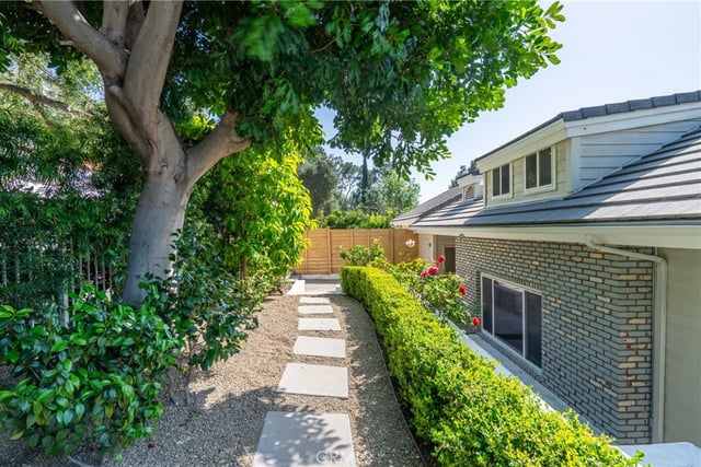 411 Woodcliffe, Pasadena, CA 91105 — photo 52 of 63