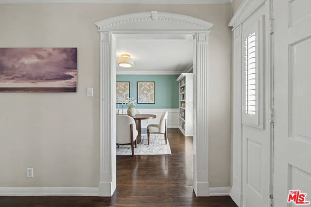 11027 Cashmere Street, Los Angeles, CA 90049 — photo 11 of 43