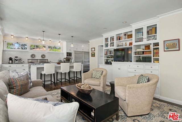 11027 Cashmere Street, Los Angeles, CA 90049 — photo 15 of 43
