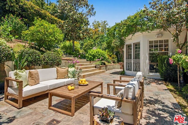 11027 Cashmere Street, Los Angeles, CA 90049 — photo 34 of 43