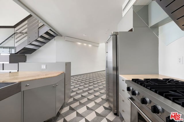 235 Main Street 316, Venice, CA 90291 — photo 9 of 21