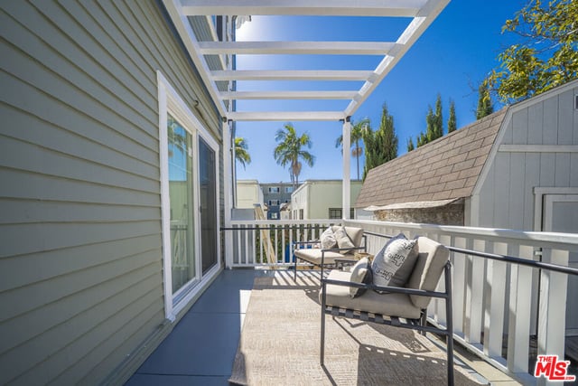 1159 S Norton Avenue, Los Angeles, CA 90019 — photo 7 of 39