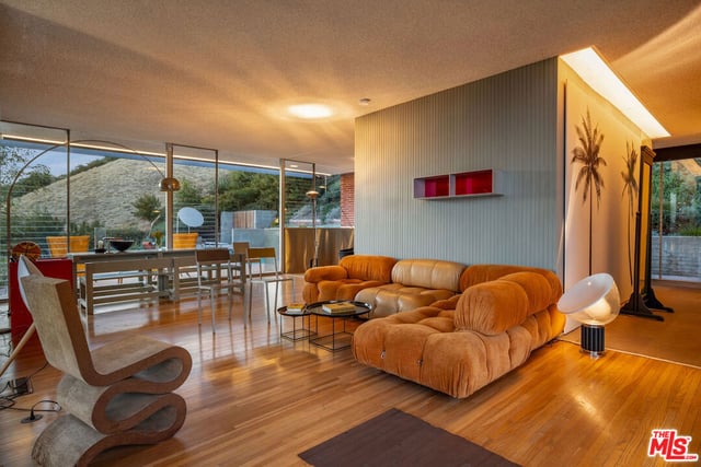 1531 N Tigertail Road, Los Angeles, CA 90049 — photo 13 of 24