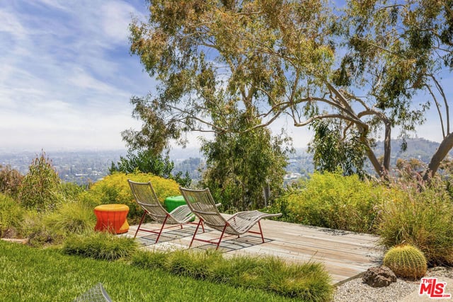 1531 N Tigertail Road, Los Angeles, CA 90049 — photo 7 of 24