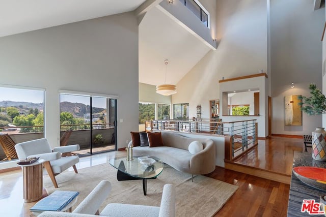 6201 Quebec Drive, Los Angeles, CA 90068 — photo 3 of 36