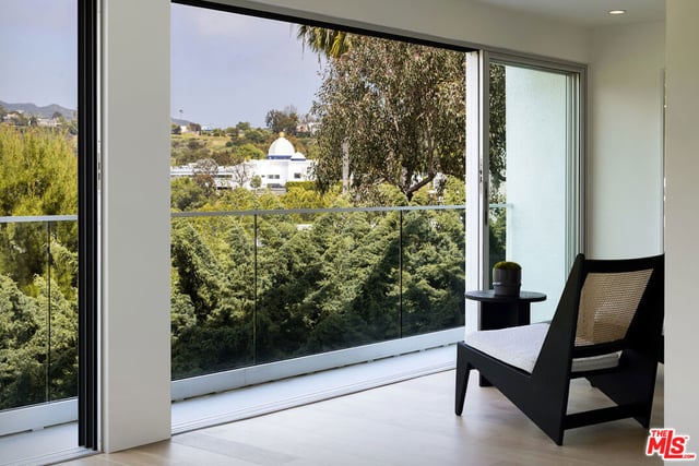 17337 Tramonto Drive 105, Pacific Palisades, CA 90272 — photo 11 of 17