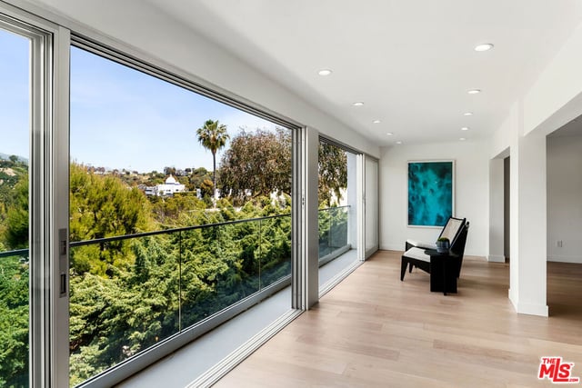 17337 Tramonto Drive 105, Pacific Palisades, CA 90272 — photo 12 of 17