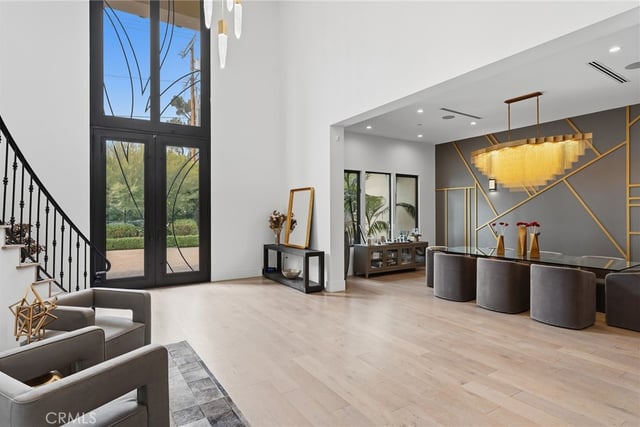 23042 Calvert Street, Woodland Hills, CA 91367 — photo 11 of 67