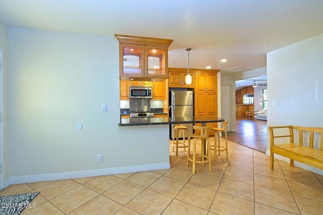 10041 Oso Avenue, Chatsworth, CA 91311 — photo 10 of 36