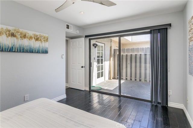 4327 Freedom 5, Calabasas, CA 91302 — photo 15 of 21