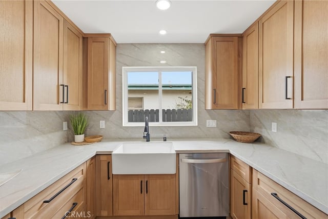3308 Faust, Long Beach, CA 90808 — photo 14 of 51