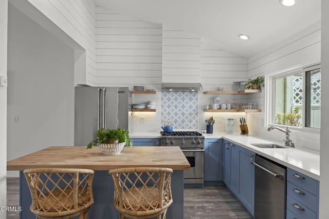 4621 Falkirk Bay, Oxnard, CA 93035 — photo 8 of 39