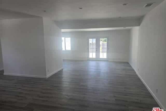 10342 Haskell Avenue, Granada Hills, CA 91344 — photo 32 of 46