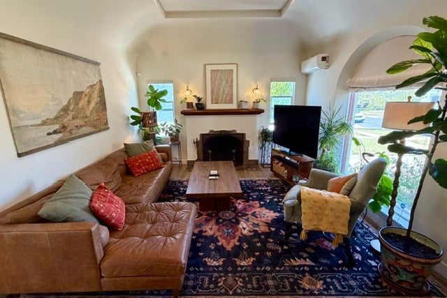 7819 S Harvard, Los Angeles, CA 90047 — photo 28 of 31