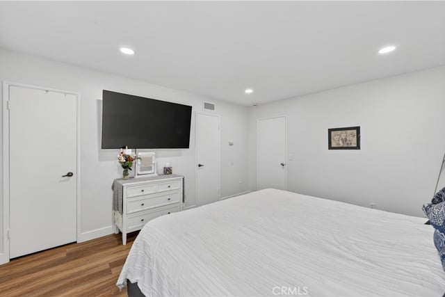 19231 Sherman 27, Reseda, CA 91335 — photo 24 of 40