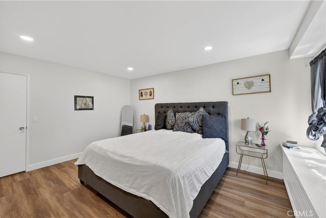 19231 Sherman 27, Reseda, CA 91335 — photo 25 of 40