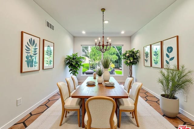 4117 Ellenita Avenue, Tarzana, CA 91356 — photo 5 of 28