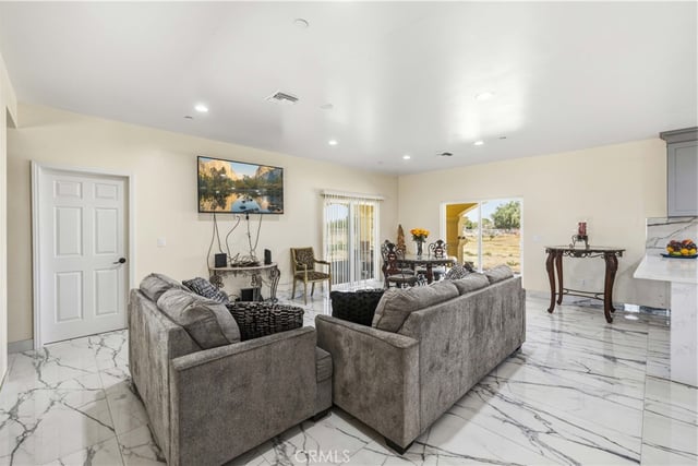 9285 E Avenue Q14, Littlerock, CA 93543 — photo 4 of 43