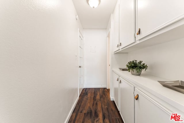 2320 S Bentley Avenue 203, Los Angeles, CA 90064 — photo 17 of 25