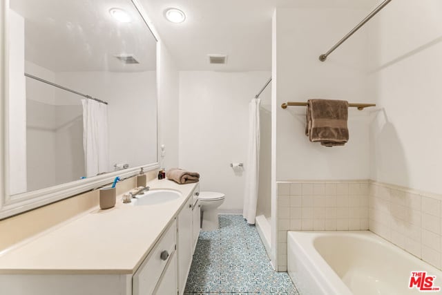 2320 S Bentley Avenue 203, Los Angeles, CA 90064 — photo 19 of 25