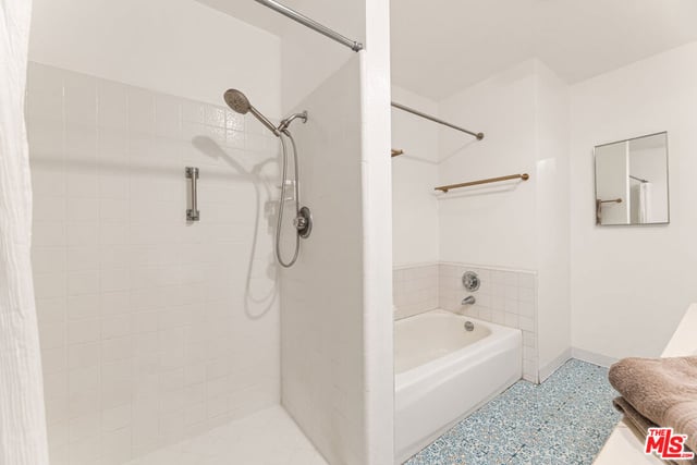 2320 S Bentley Avenue 203, Los Angeles, CA 90064 — photo 20 of 25