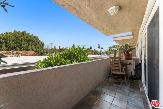 2320 S Bentley Avenue 203, Los Angeles, CA 90064 — photo 24 of 25