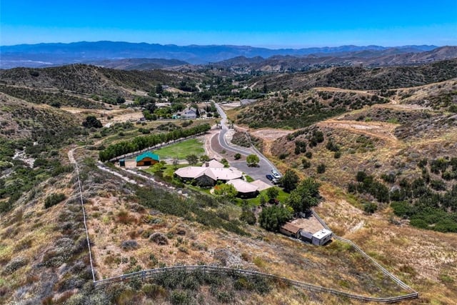 31233 Romero Canyon, Castaic, CA 91384 — photo 2 of 38
