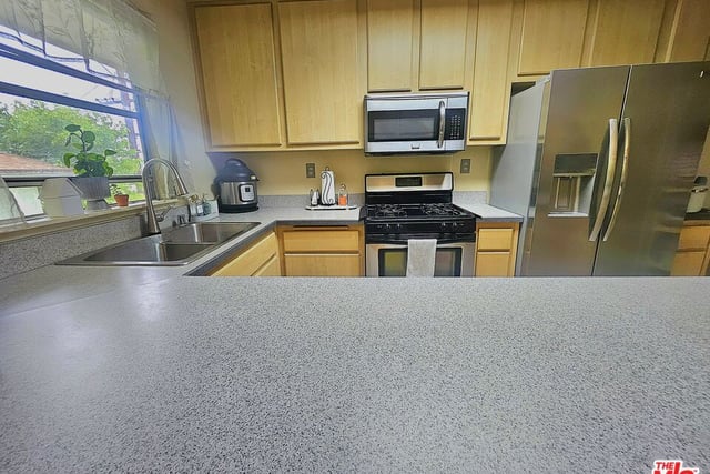 3622 Kalsman Drive 258 (aka 4, Los Angeles, CA 90016 — photo 26 of 75
