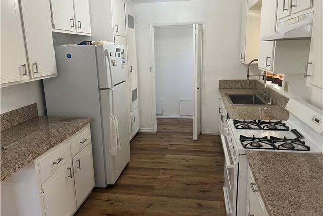 5943 Benner, Los Angeles, CA 90042 — photo 3 of 17