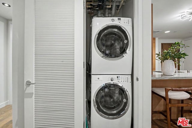 1755 Ocean Avenue 203, Santa Monica, CA 90401 — photo 15 of 33