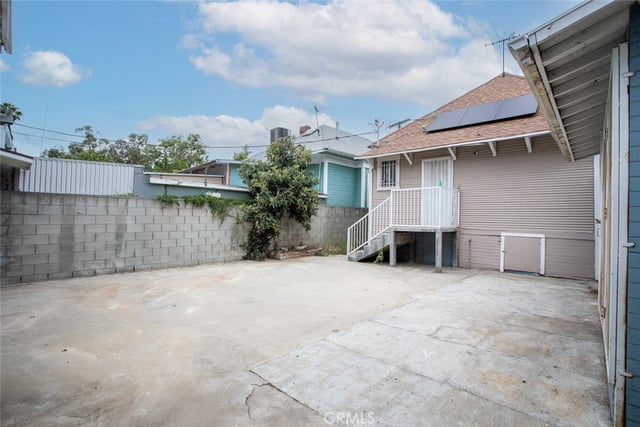 1522 W 29th, Los Angeles, CA 90007 — photo 12 of 32