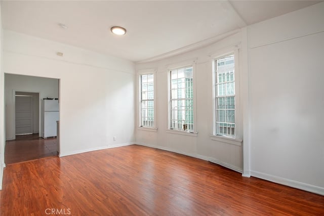 1522 W 29th, Los Angeles, CA 90007 — photo 4 of 32