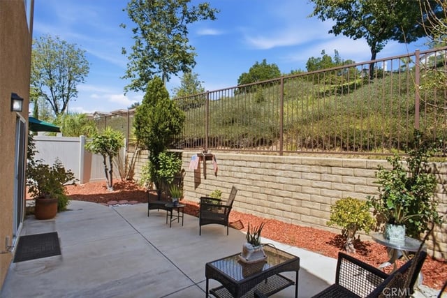 27660 Cordovan, Canyon Country, CA 91351 — photo 25 of 30