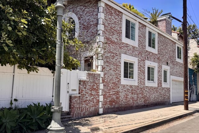 2225 N Cahuenga Boulevard, Los Angeles, CA 90068 — photo 25 of 33