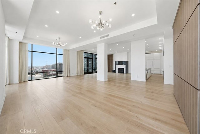 1111 S Grand Avenue PH 5, Los Angeles, CA 90015 — photo 15 of 40