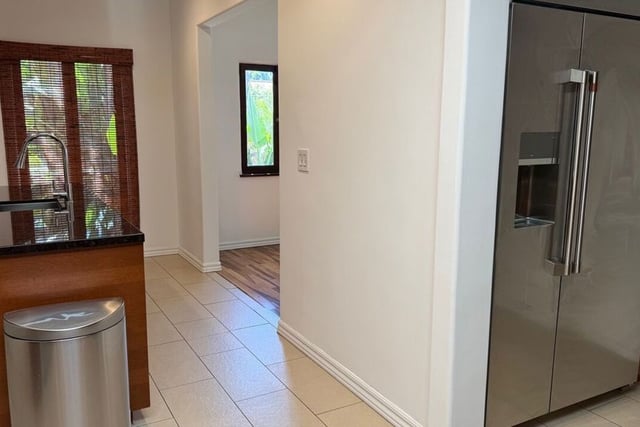 118 N La Peer Drive, Los Angeles, CA 90048 — photo 12 of 33