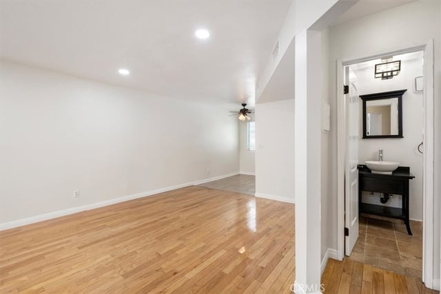 4230 Whitsett Avenue 4, Studio City, CA 91604 — photo 6 of 22