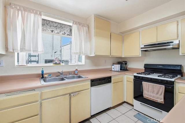 9332 Van Nuys 69, Panorama City, CA 91402 — photo 11 of 25