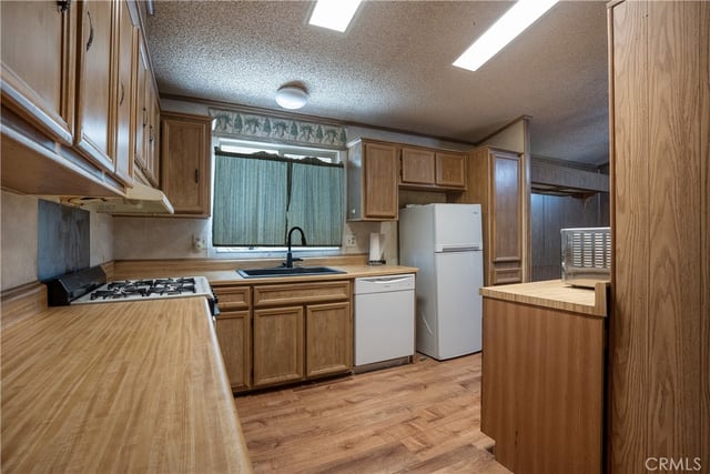 40701 Rancho Vista Boulevard 15, Palmdale, CA 93551 — photo 13 of 23
