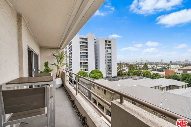 1131 Alta Loma Road 207, West Hollywood, CA 90069 — photo 12 of 23