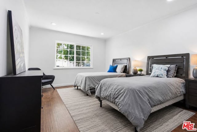 22842 Hatteras Street, Woodland Hills, CA 91367 — photo 42 of 62