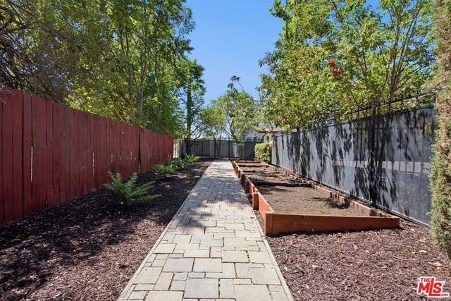 22842 Hatteras Street, Woodland Hills, CA 91367 — photo 55 of 62