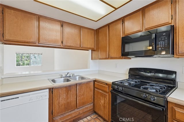 628 Daisy Avenue 419, Long Beach, CA 90802 — photo 4 of 14