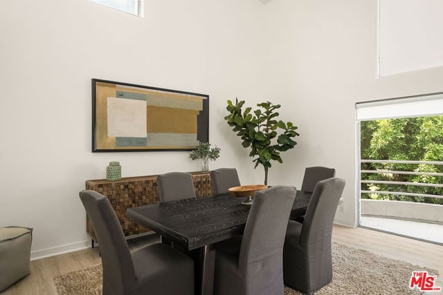 1617 S Beverly Glen Boulevard 404, Los Angeles, CA 90024 — photo 14 of 30