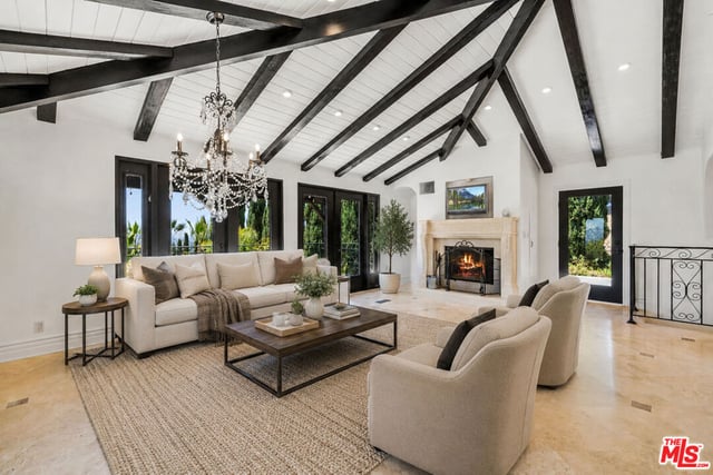 567 Lone Oak Drive, Thousand Oaks, CA 91362 — photo 6 of 23
