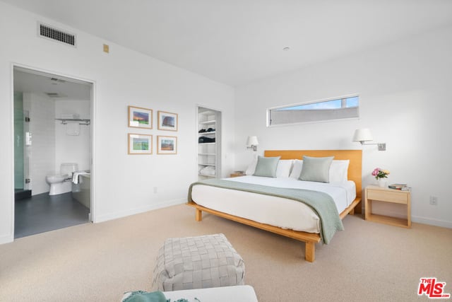 2913 3rd Street 304, Santa Monica, CA 90405 — photo 11 of 26