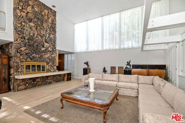 6505 S Halm Avenue, Los Angeles, CA 90056 — photo 7 of 40
