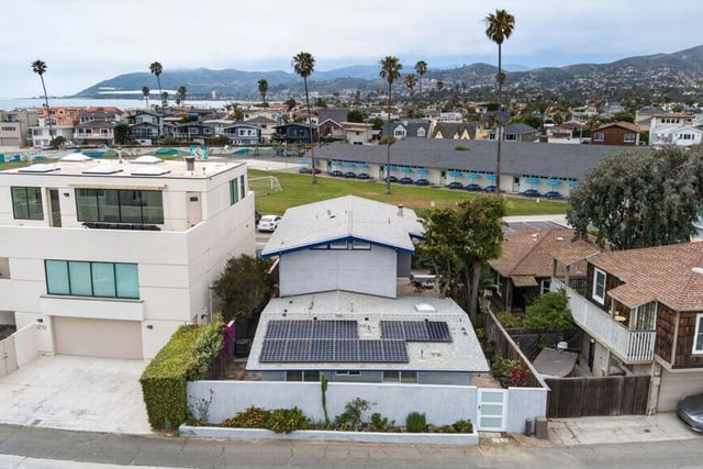 1248 Marthas Vineyard Court, Ventura, CA 93001 — photo 46 of 64